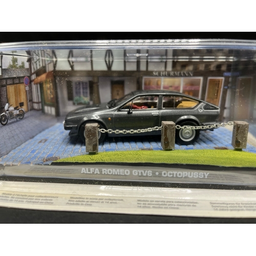 632 - James Bond 007 'Octopussy' die-cast vehicles in scenic presentation pack from Universal Hobbies/Eagl... 