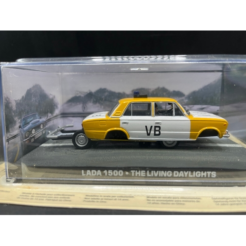 634 - James Bond 007 'The Living Daylights' die-cast vehicles in scenic presentation pack from Universal H... 