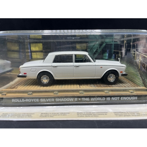 637 - James Bond 007 'The World Is Not Enough' die-cast vehicles in scenic presentation pack from Universa... 