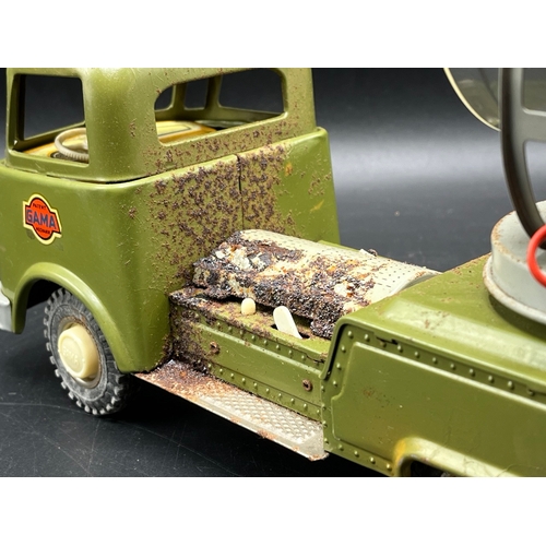 660 - Gama (Germany) 2991 Lorry Mounted Searchlight, Large scale tinplate battery operated models circa 19... 