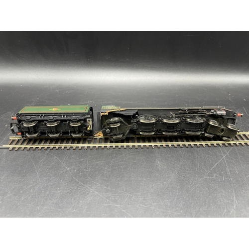 210 - Three 'OO' gauge Steam Locos Tested, Hornby BR 4-6-2 'Clan line' Merchant Navy Class #35028 Tested N... 