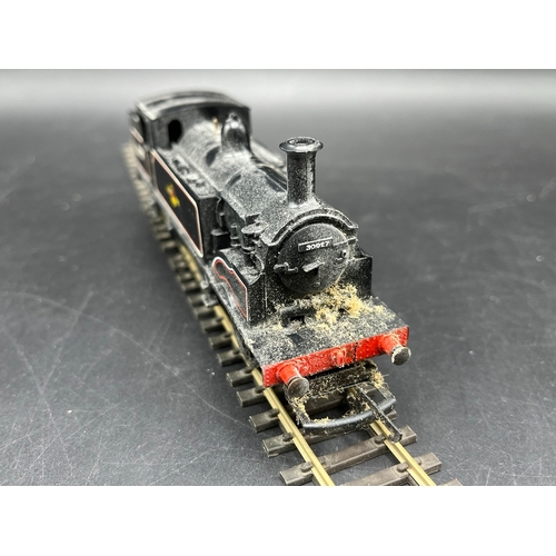 210 - Three 'OO' gauge Steam Locos Tested, Hornby BR 4-6-2 'Clan line' Merchant Navy Class #35028 Tested N... 