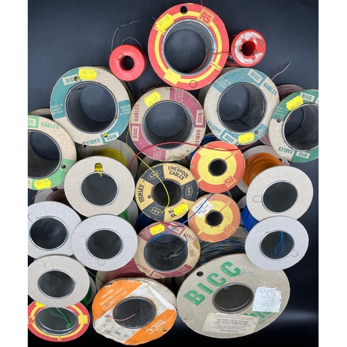 315 - 19 Reels of Model Railway multi-coloured cable and two reels of solder, Reels have been started, tot... 