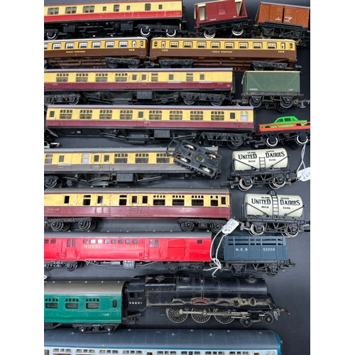 34 - Job Lot of OO Gauge Rolling Stock, mainly 'Ready-to-Roll' but some need attention, also a few OO gau... 