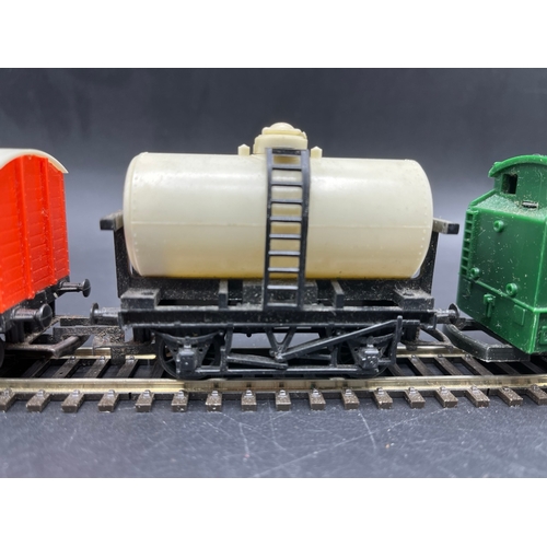 36 - Hornby Clockwork Green with Red wheels 0-4-0 Locomotive #7321 plus two wagons & tanker, with key, Te... 