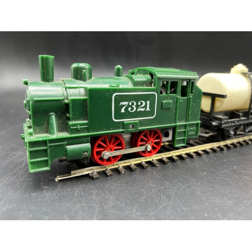 36 - Hornby Clockwork Green with Red wheels 0-4-0 Locomotive #7321 plus two wagons & tanker, with key, Te... 