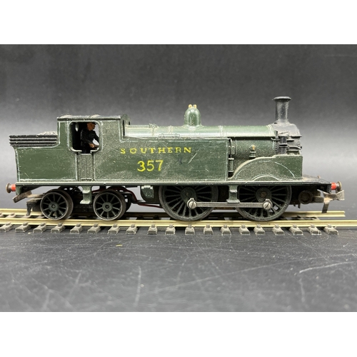 38 - Great Western Railcar and Two OO Steam Locos, all Non-Runners, GW Railcar appears kit-built with cru... 