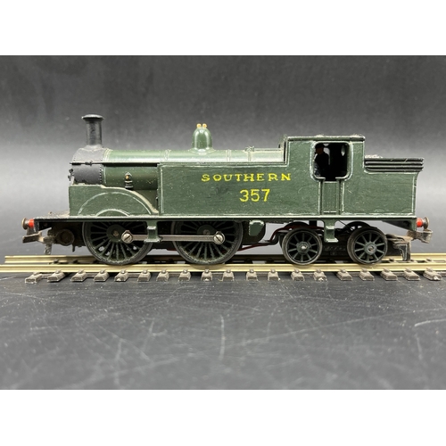 38 - Great Western Railcar and Two OO Steam Locos, all Non-Runners, GW Railcar appears kit-built with cru... 