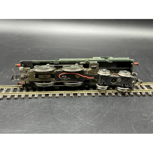 38 - Great Western Railcar and Two OO Steam Locos, all Non-Runners, GW Railcar appears kit-built with cru... 