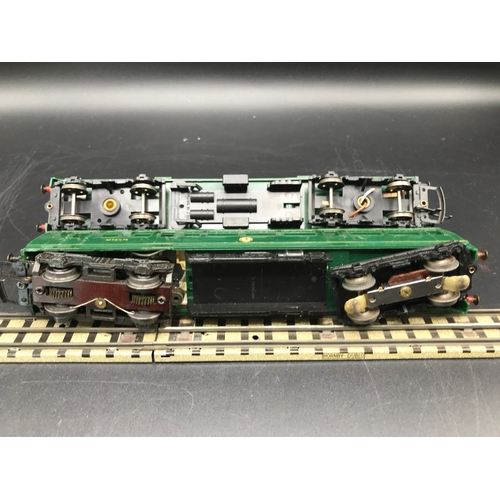 49 - Hornby R157 3-Rail Railcar Diesel Railcar M79079 and trailer M79632 in BR green, Tested Non-runner -... 