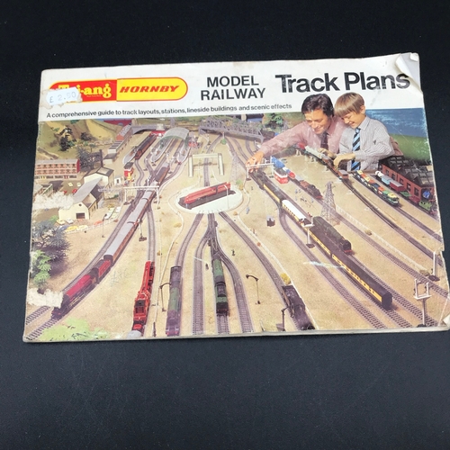 106 - Two Track Mats and Triang Hornby Track Plans catalogue, One track may measures 120cm x 180cm (approx... 