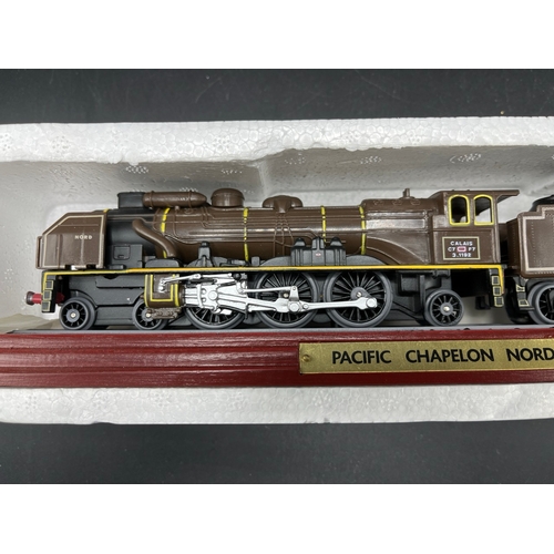 125 - OO/HO scale Pacific Chaperon Nord 4-6-2 Steam locomotive with tender, Calais C7 F7 3.1192 in Brown l... 