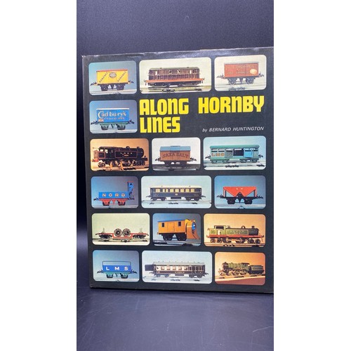 128 - Four hardback Hornby Books. (VG). (4). 4000g.
Along Hornby Lines by Bernard Huntington
The Hornby Bo... 