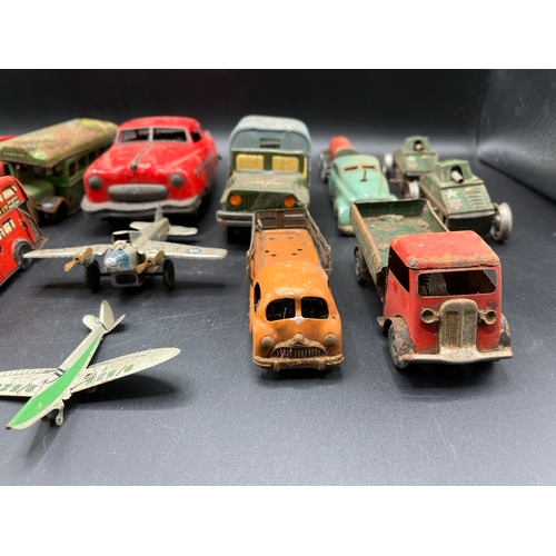 194 - A Spares/Repairs Lot of various tin-plate manufacturers, includes examples from Japan, Arnold, Tri-a... 