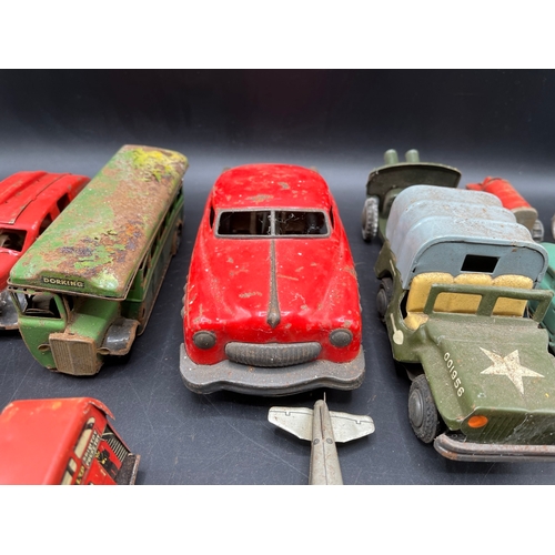 194 - A Spares/Repairs Lot of various tin-plate manufacturers, includes examples from Japan, Arnold, Tri-a... 