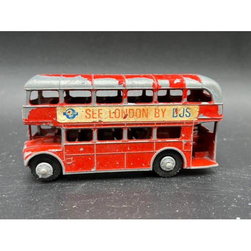 246 - Corgi Harry Potter 'The Knight Bus' along with four other buses, Omnibus OM43507 Blackpool Balloon T... 