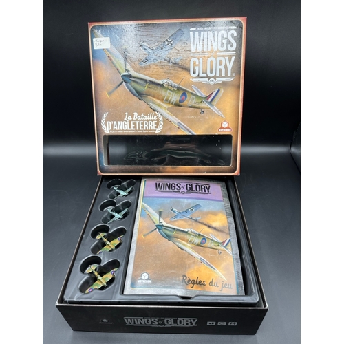 273 - Wings of Glory 'La Bataille D'Angleterre' - A combat French board game for two with Die-cast Spitfir... 