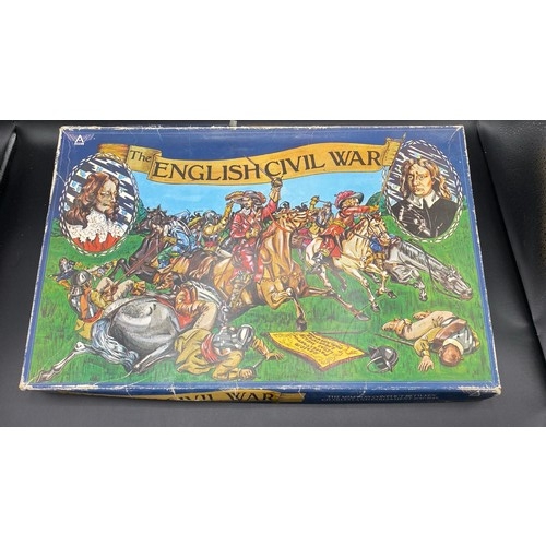 302 - Nine Board Games. F/G. (9) 10000g.
Diplomacy - The new game of international intrigue. (1970s)
Decli... 