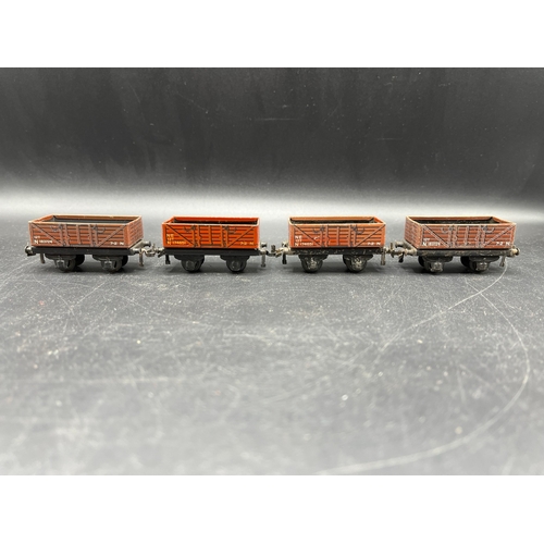 60A - 17 mostly Trix Twin Rolling-stock as shown Poor/Fair (17)