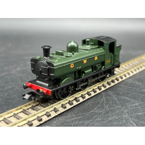 64 - Graham Farish 371-931A 'N' gauge Class 8750 Pannier Tank 4606 GWR Green Tested Runner (100g)
Scratch... 