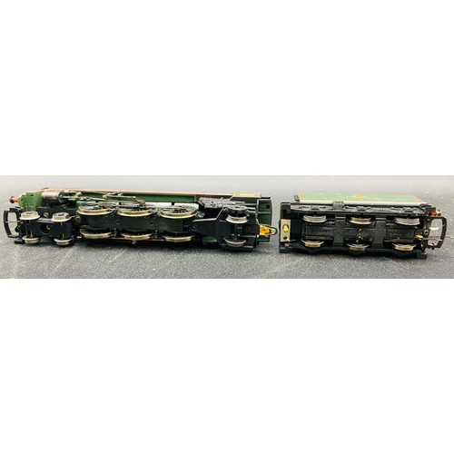 193 - 2 Hornby Boxed Locomotives 00 Gauge. (2). 910g. Tested Runners.
Hornby 61xx Class 2-6-2T Praire No 6... 