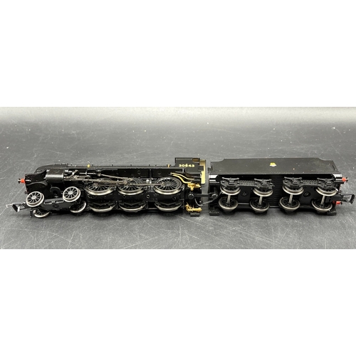 199 - Hornby R3328 BR (Early) 4-6-0 S15 Class #30843 (China) Tested Runner
(550g)
DCC Ready
Showing little... 