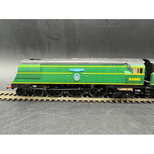 202 - Hornby R2220 BR 4-6-2 Battle of Britain class '92 Squadron' #34081 (China) Tested Runner
(550g)
’Sup... 