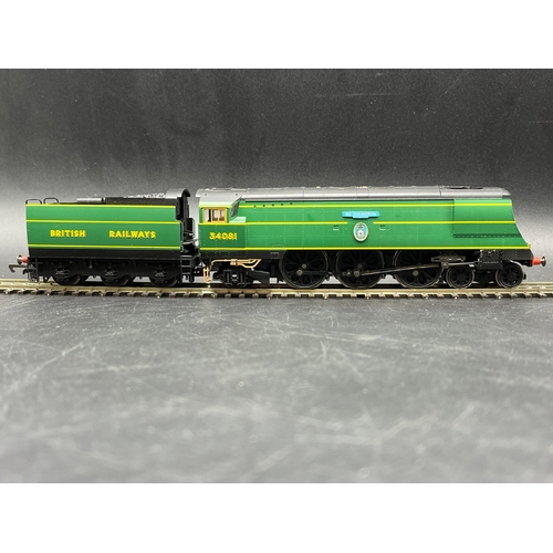 202 - Hornby R2220 BR 4-6-2 Battle of Britain class '92 Squadron' #34081 (China) Tested Runner
(550g)
’Sup... 