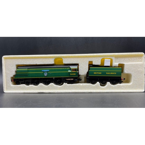 202 - Hornby R2220 BR 4-6-2 Battle of Britain class '92 Squadron' #34081 (China) Tested Runner
(550g)
’Sup... 