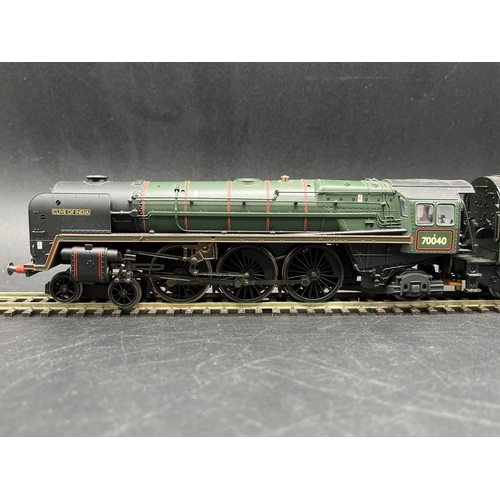 203 - Hornby R2180 BR 4-6-2 Britainia Class 7MT 'Clive of India' #70040 (China) Tested Runner
(550g)
’Supe... 