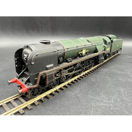 204 - Hornby R2170 BR 4-6-2 Merchant Navy Class 'Holland - Afrika Line' #35023 (China) Tested Runner
(550g... 