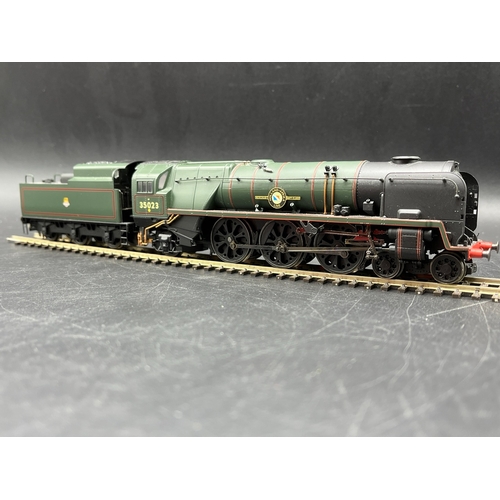 204 - Hornby R2170 BR 4-6-2 Merchant Navy Class 'Holland - Afrika Line' #35023 (China) Tested Runner
(550g... 