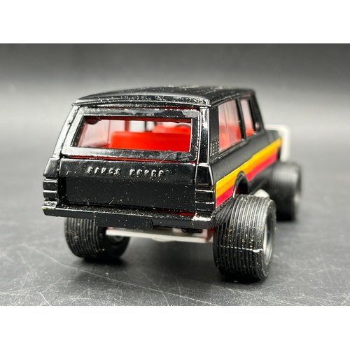 14 - Dinky Toys Customised Range Rover 203 Boxed, along with Dinky Atlas edition 435 Bedford TK Tipper
(3... 