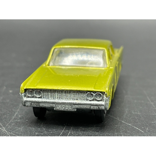 19 - Matchbox Superfast No. 31 Lincoln Continental Boxed
High arches, narrow wheels.
(100g)