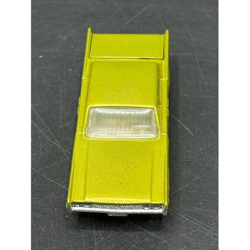 19 - Matchbox Superfast No. 31 Lincoln Continental Boxed
High arches, narrow wheels.
(100g)