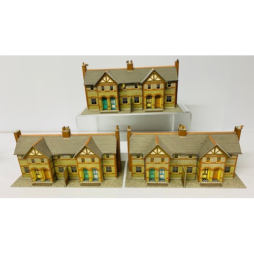 259 - Card Model Houses for Railway Layouts 2400g (32)
Please see ALL photos to see closer condition detai... 