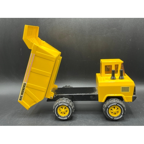 20 - Matchbox Big Movers Dumper Truck
(650g)
Made in Korea