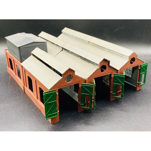 261 - Large Quantity of Scenic Model Railway Plastic Building & Accessories. Previously used in a layout, ... 