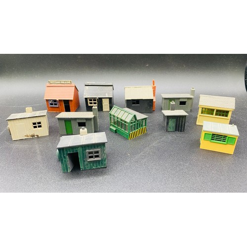 261 - Large Quantity of Scenic Model Railway Plastic Building & Accessories. Previously used in a layout, ... 