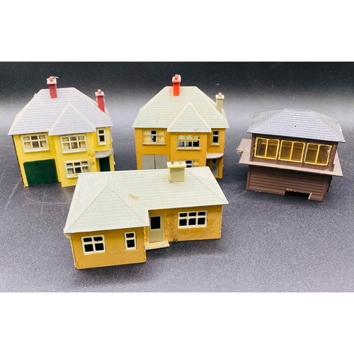 261 - Large Quantity of Scenic Model Railway Plastic Building & Accessories. Previously used in a layout, ... 