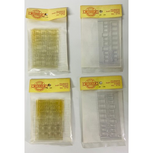 264 - 43 New in Pack HO/OO Model Scenery & Accessories (43) 2600g. Please see photographs for detail.
Incl... 