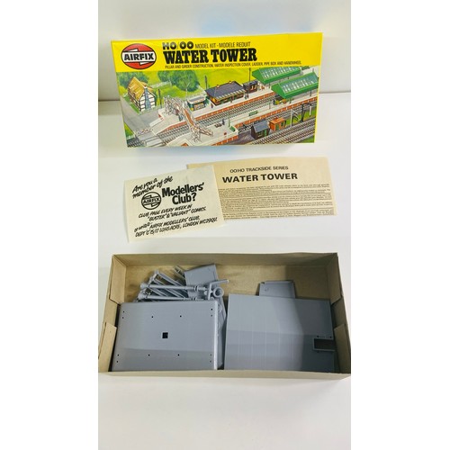 265 - 21 Airfix New in Pack HO/OO Model Kits & Parts (21) 2600g. Please see photographs for detail.
Includ... 