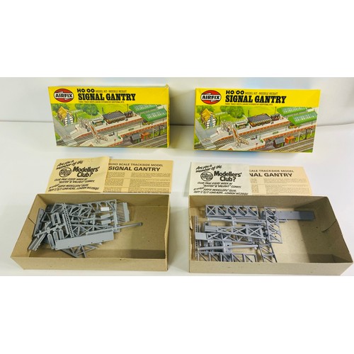 265 - 21 Airfix New in Pack HO/OO Model Kits & Parts (21) 2600g. Please see photographs for detail.
Includ... 