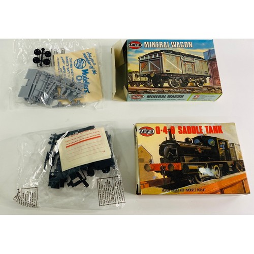 266 - 12 Airfix OO Model Kits (12) 880g. Please see photographs for detail.
Includes:
02661-5 Meat Wagon -... 