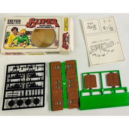 266 - 12 Airfix OO Model Kits (12) 880g. Please see photographs for detail.
Includes:
02661-5 Meat Wagon -... 