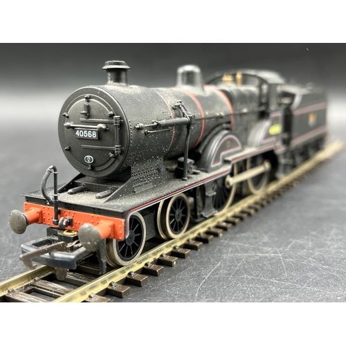 39 - Three Mainline Boxed Steam Locomotives Tested Runners
(1300g)
Mainline 937515 2P Class 4-4-0 Locomot... 