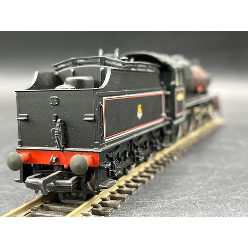 39 - Three Mainline Boxed Steam Locomotives Tested Runners
(1300g)
Mainline 937515 2P Class 4-4-0 Locomot... 