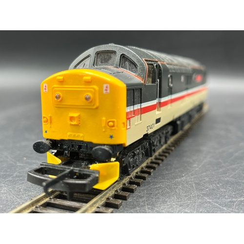 44 - Three Lima Boxed Diesel/Electric Locomotives Tested Runners
(1400g)
Lima 205256 Class 47 in Intercit... 