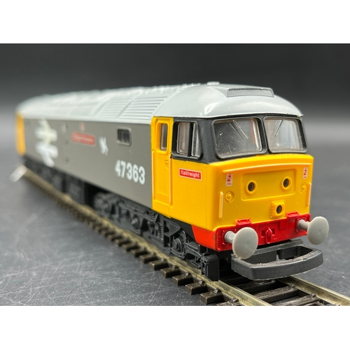 45 - Three Lima Boxed Diesel/Electric Locomotives Tested Runners
(1400g)
Lima 205243 Class 26 Diesel Rail... 