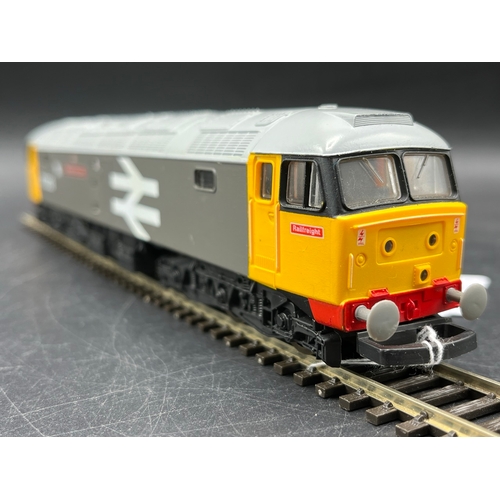 45 - Three Lima Boxed Diesel/Electric Locomotives Tested Runners
(1400g)
Lima 205243 Class 26 Diesel Rail... 